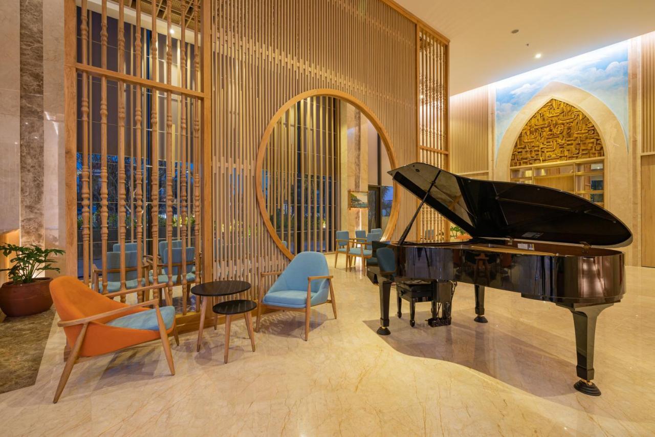 Sala Grand Tuyhoa Hotel Tuy Hoa Extérieur photo