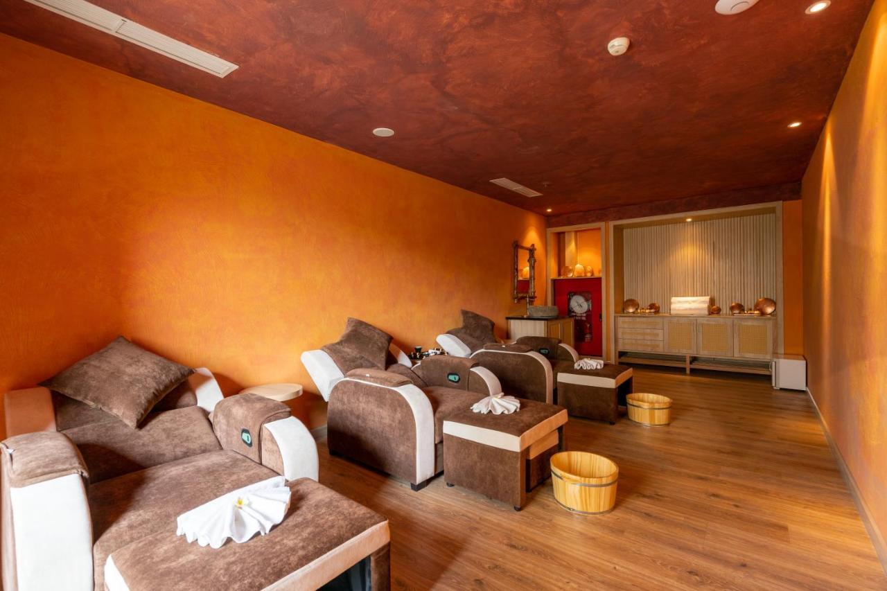 Sala Grand Tuyhoa Hotel Tuy Hoa Extérieur photo