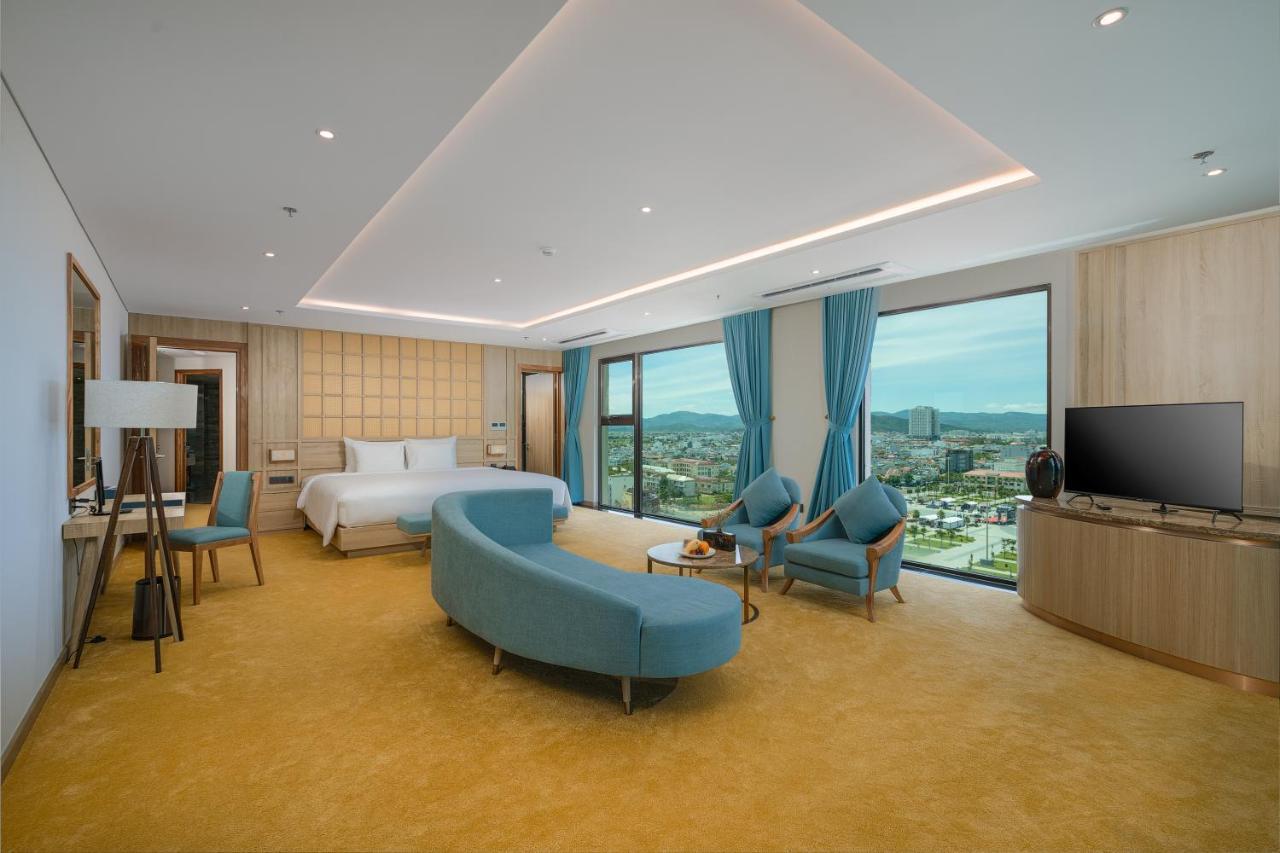 Sala Grand Tuyhoa Hotel Tuy Hoa Extérieur photo